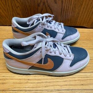 Nike Sz 6.5 Youth DX1663-400 sneakers 2022